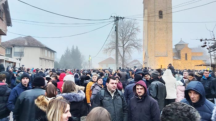 Литија и молебан у Бијелом Пољу: Закон о слободи вјероисповијести је велико безакоње