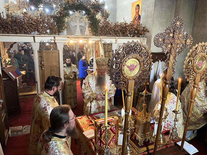 Божић у Ђурђевим Ступовима.