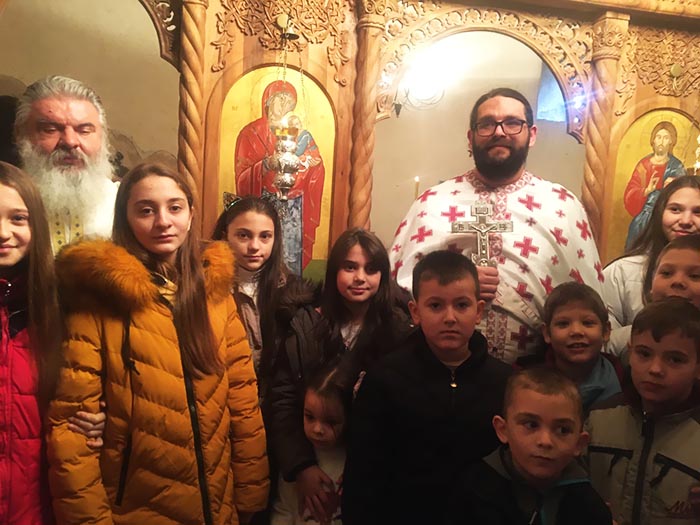 Ускликнимо заједно и с љубављу Светитељу Сави!