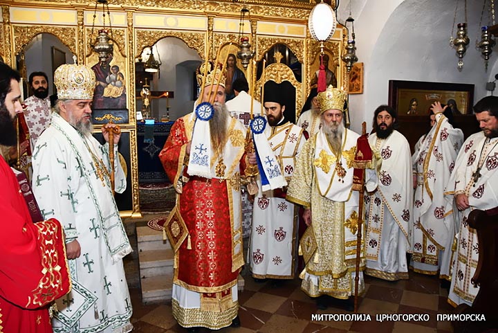 Владика Јоаникије: Митрополит Амфилохије је свијетли примјер чије вријеме тек долази