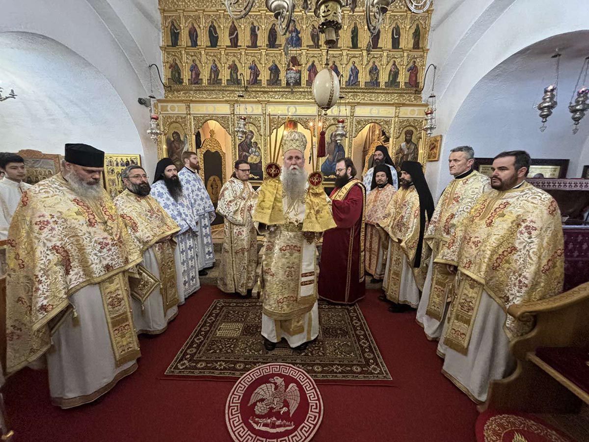 Митрополит Јоаникије у Цетињском манастиру