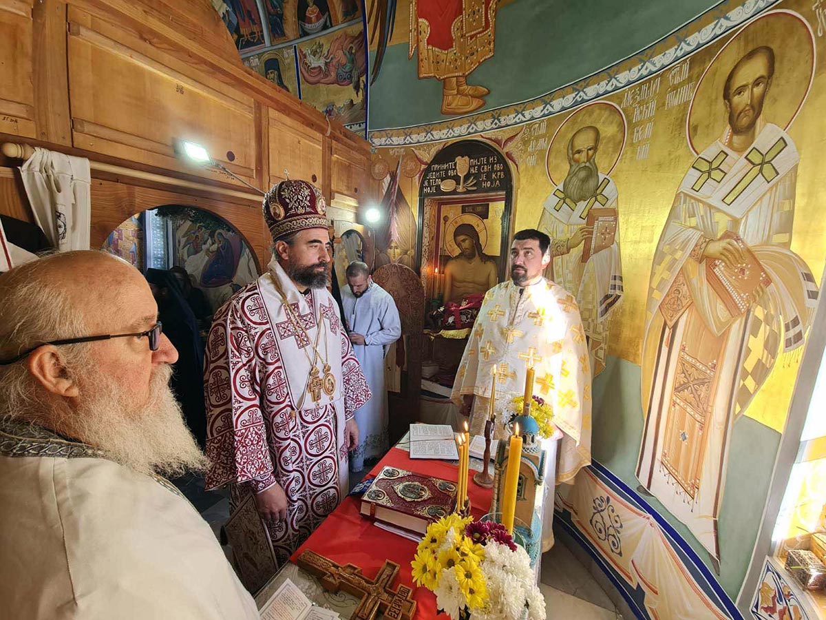 Свети Атанасије Велики молитвено прослављен у манастиру Златеш
