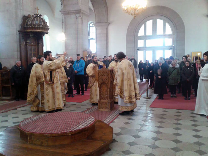 У Недјељу праштања служена Литургија у никшићком Саборном храму