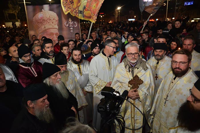 Протојереј-ставрофор Борис Брајовић на литији у Никшићу