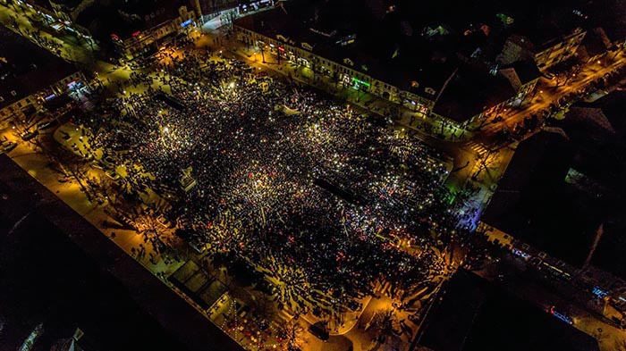 Митрополит Амфилохије на литији у Никшићу