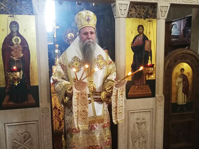 Епископ Јоаникије служио у манастиру Ђурђеви Ступови