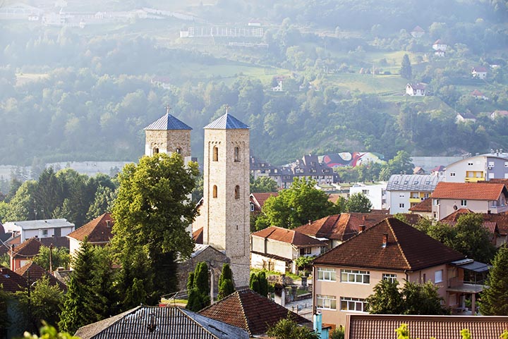 Литургија у цркви Светих Апостола Петра и Павла у Бијелом Пољу