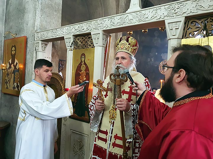 Литургија на Недељу праштања: Ако опростимо ближњему своме и Бог ће нама опростити