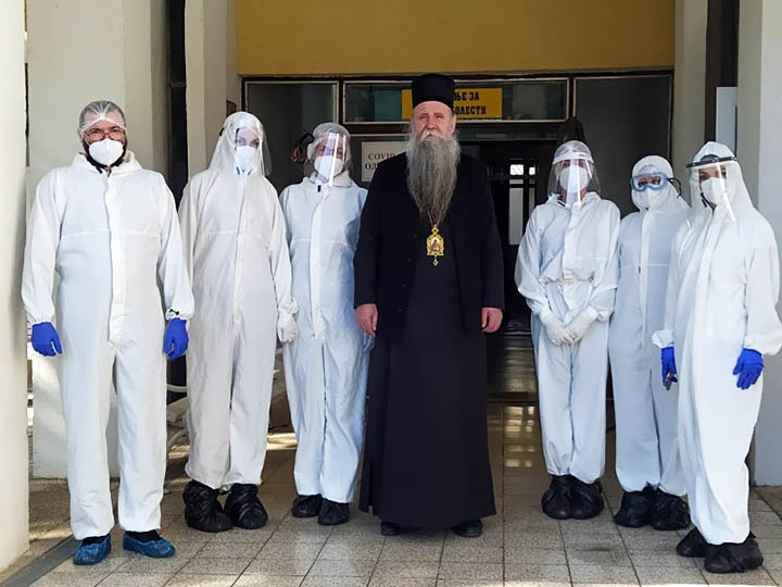 Епископ Јоаникије посјетио обољелог умировљеног Епископа Атанасија