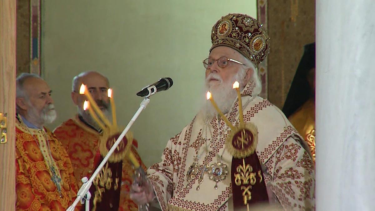 Архиепископ Анастасије - Црква и брак