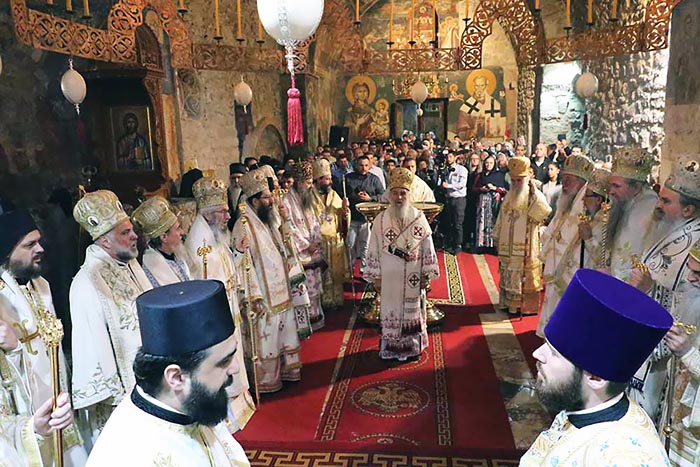 Саборна архијерејска Литургија у Пећкој Патријаршији