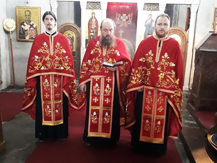 Саборно крштење у Ђурђевим Ступовима