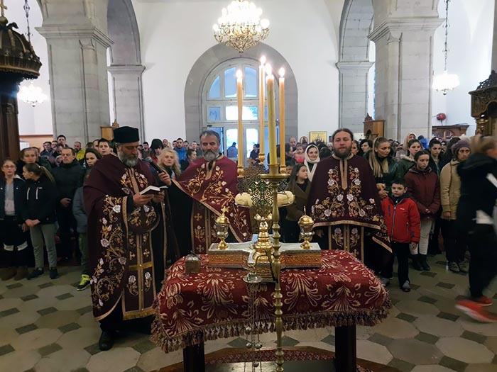 Свечана литија и бденије у Никшићу