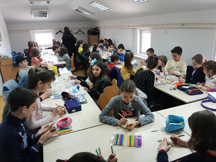 Радост полазника школе вјеронауке у Никшићу