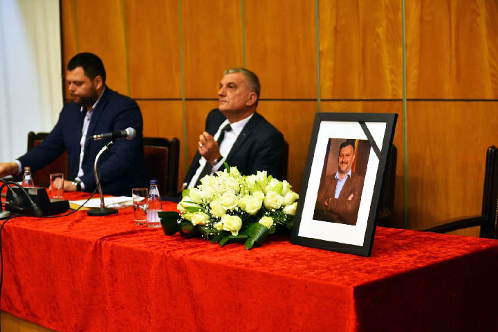 Комеморативна сједница поводом смрти Владимира Дурутовића