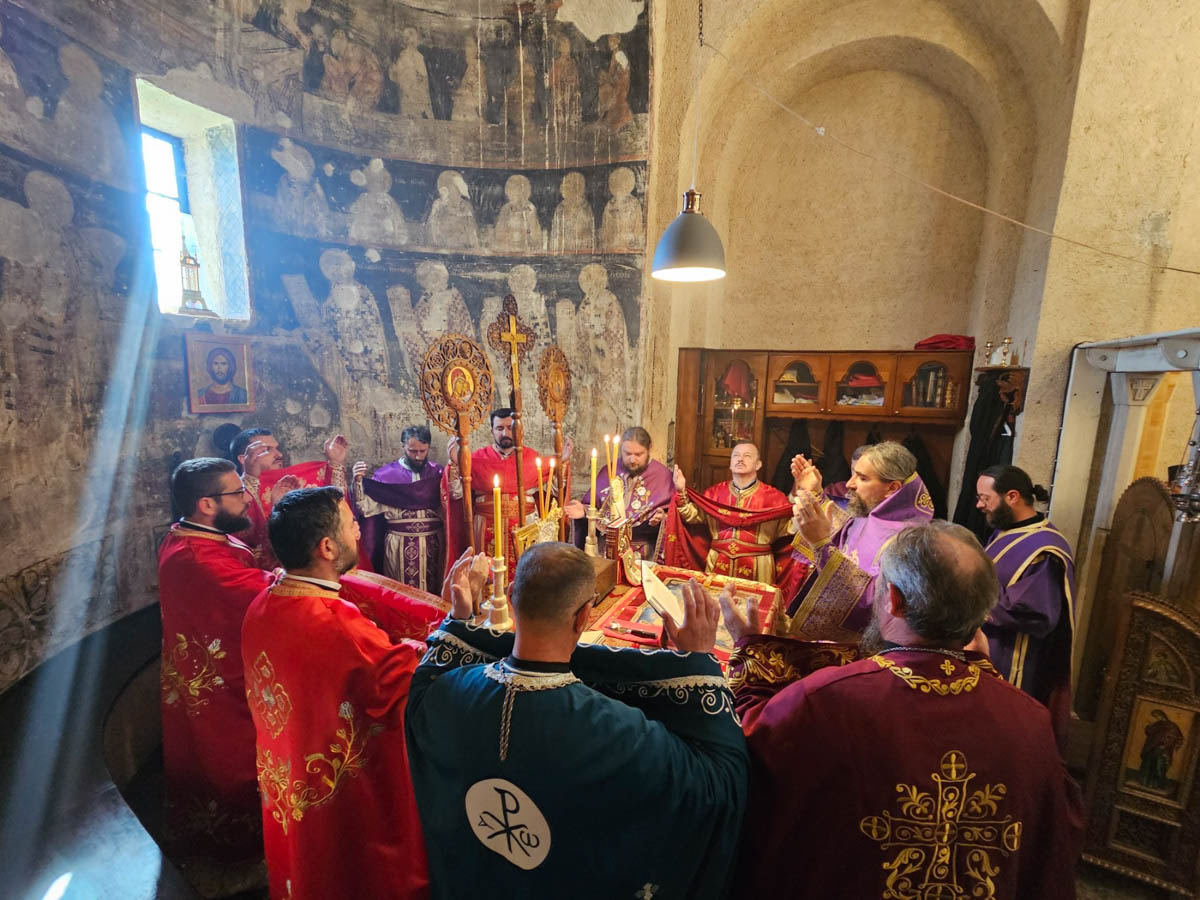 Четрдесетодневни помен блаженог спомена протојереју-ставрофору Драгану Ристићу