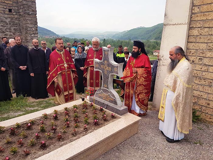 Четрдесетодневни помен игуманији Евангелији (Поповић)