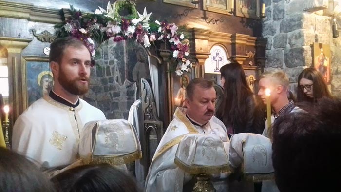 Велики број вјерника на Васкрс у бјелопољским црквама