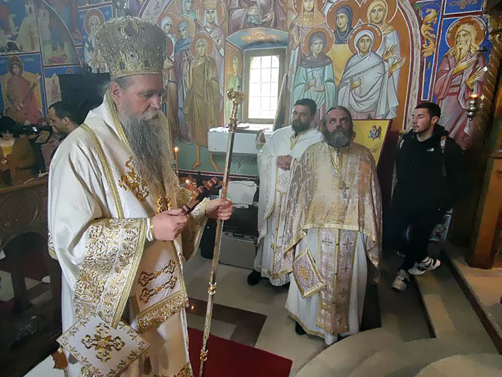 Епископ Јоаникије служио Литургију у манастиру Бијела