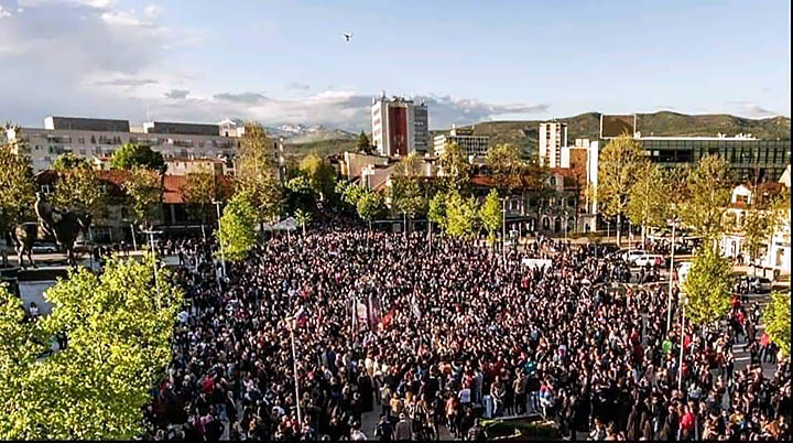 Владика Јоаникије на Световасилијевској литији у Никшићу