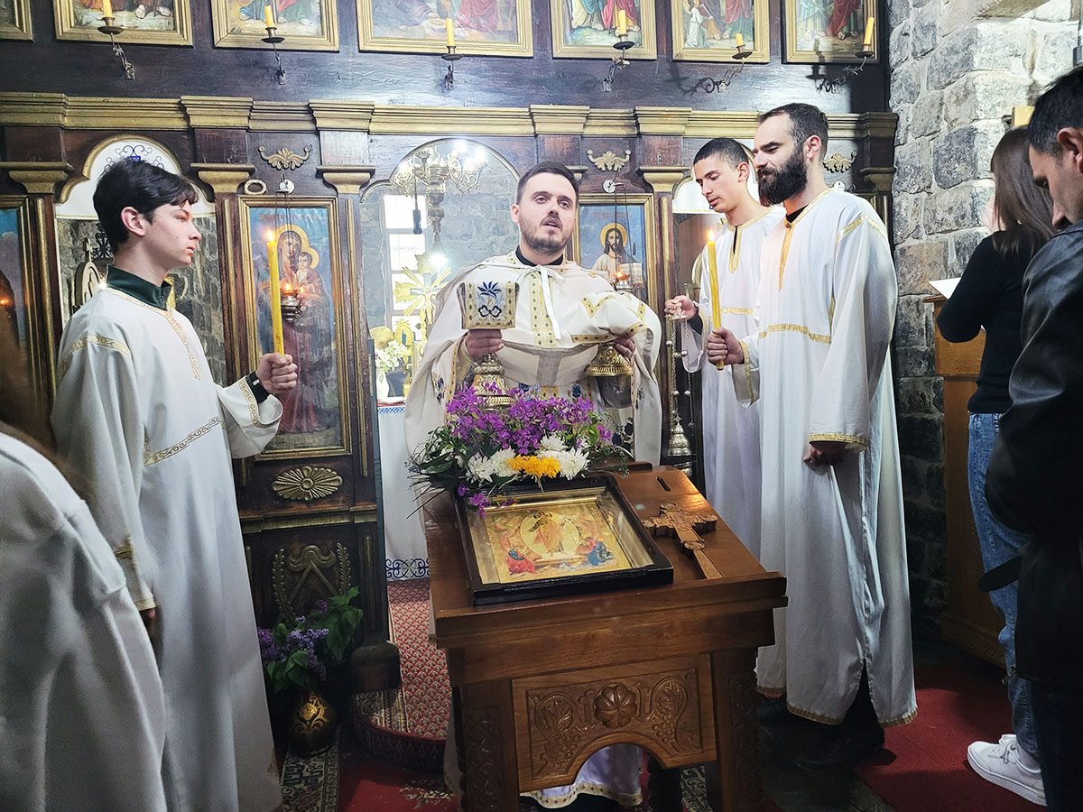 Литургија у Пету недјељу по Васкрсу у Бијелом Пољу