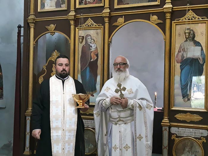 Литургија у Шекулару