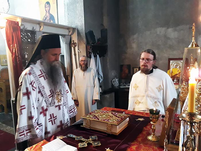 Помен архимандриту Варнави савинском