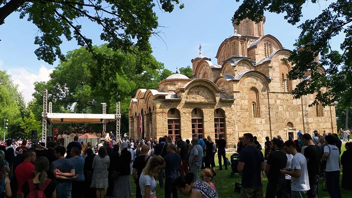 Митрополит Амфилохије у Грачаници: Није снага у броју, већ у Господу