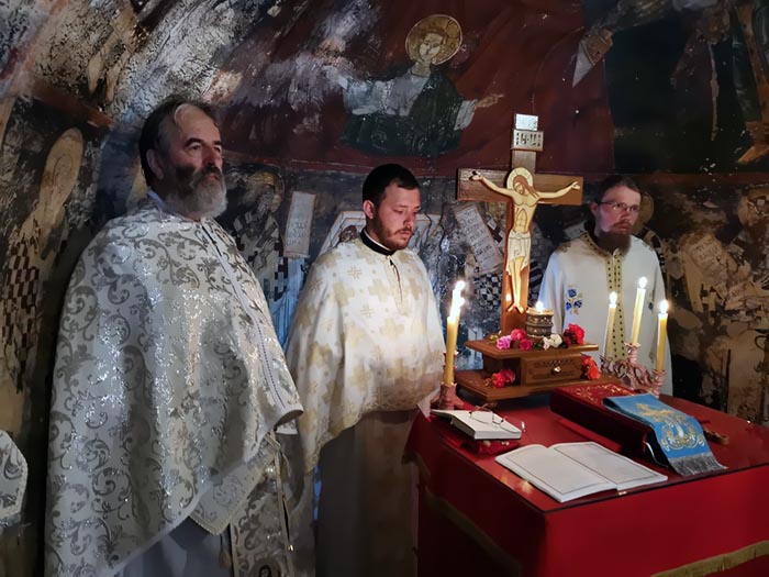 Слава манастира у Драговољићима