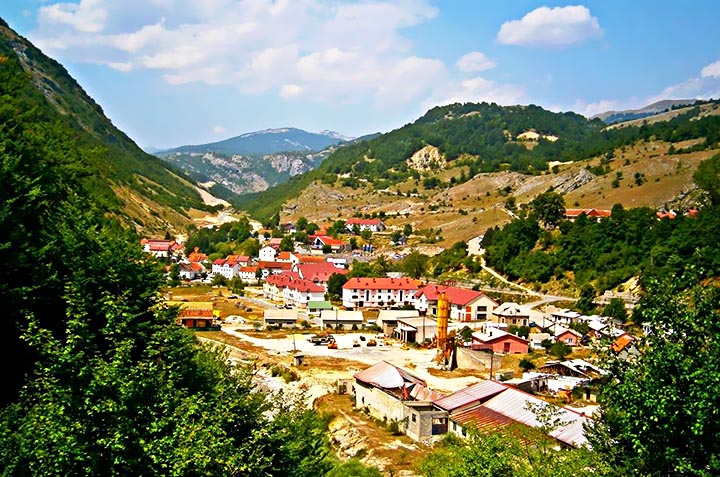 Шири се подршка Српској православној Цркви у Црној Гори и одбрани Светиња