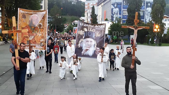 Неће нас заплашити. Идемо до Хросове побједе