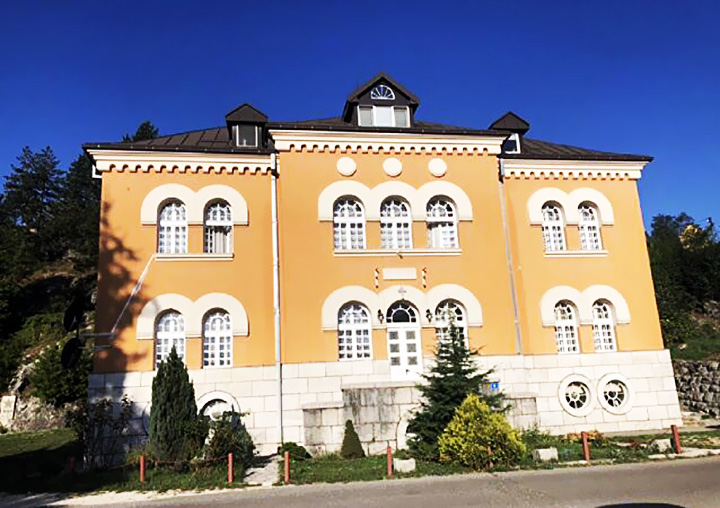 Конкурс за упис у I разред богословија школске 2021/22. године