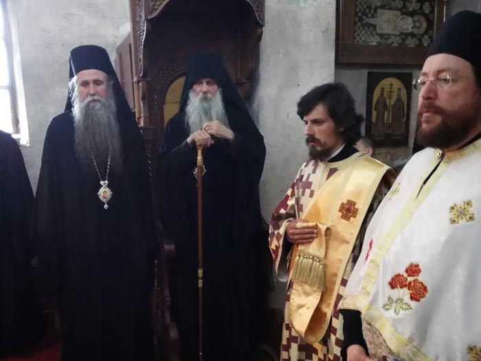 Празнично бденије у манастиру Ђурђеви Ступови