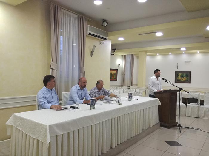 Проф. др Богољуб Шијаковић поручио у Никшићу: Проблем пред којим се налазимо је драматичан и завређује да свако од нас учини све што може да се томе супростави