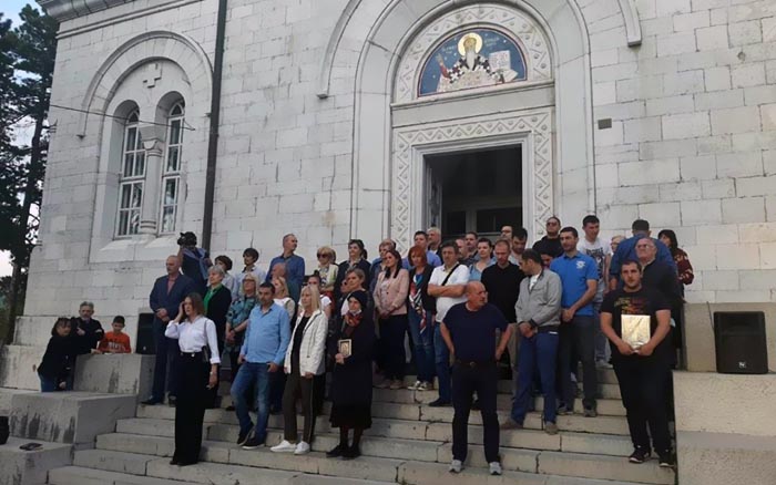 Љекари са приморја уз колеге из Никшића