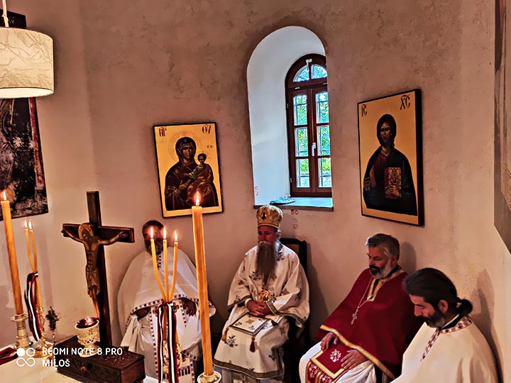 Епископ Јоаникије служио Литургију у Жупском манастиру