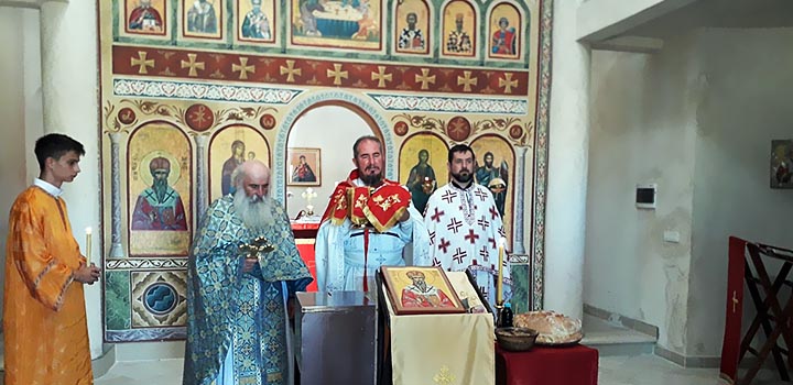 Молитвено прослављена храмовна слава цркве Светог Атиногена на Вучјем долу