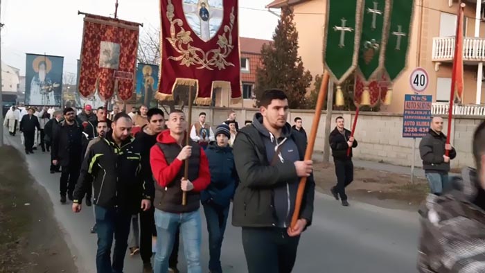 Подршка средњошколаца из Црне Горе Српској православној цркви