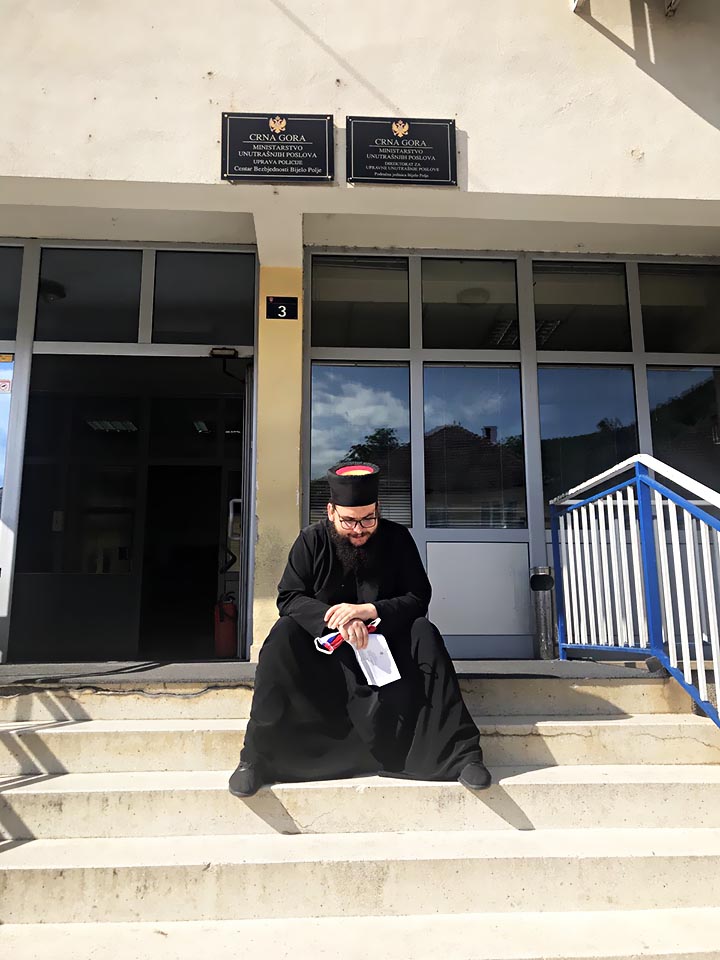 Наставак прогона свештенства