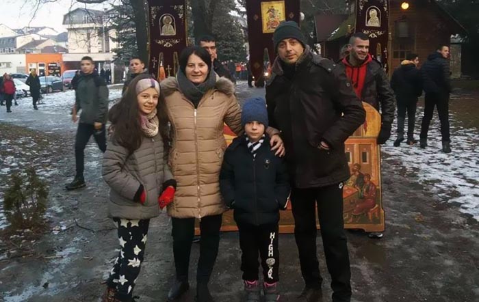 Због одлуке да напустим партију моју сестру су смијенили са мјеста главне сестре у беранској болници