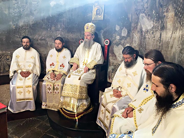 Недјеља седма по Духовдану у Ђурђевим Ступовима