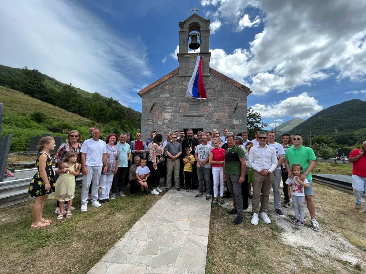 Преосвећени Епископ Методије богослужио у Штитарицама код Мојковца