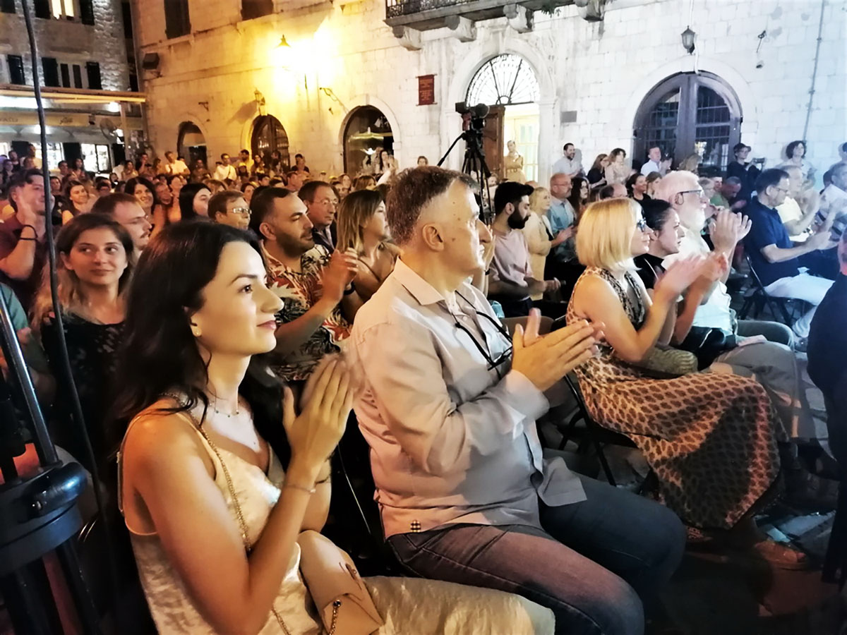 Никшићки Хор “Преподобне мати Ангелине” одушевио публику Првог хорског фестивала у Котору