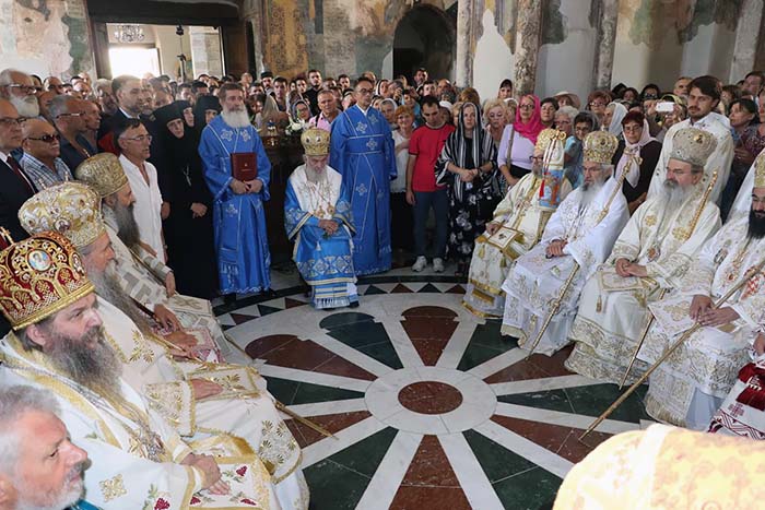 Шест векова манастира Манасије