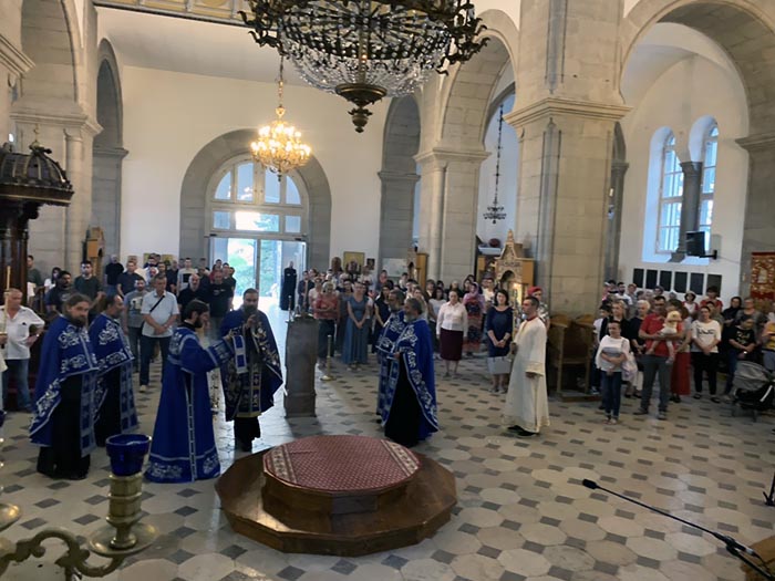 Свечано празнично бденије у никшићком Саборном храму
