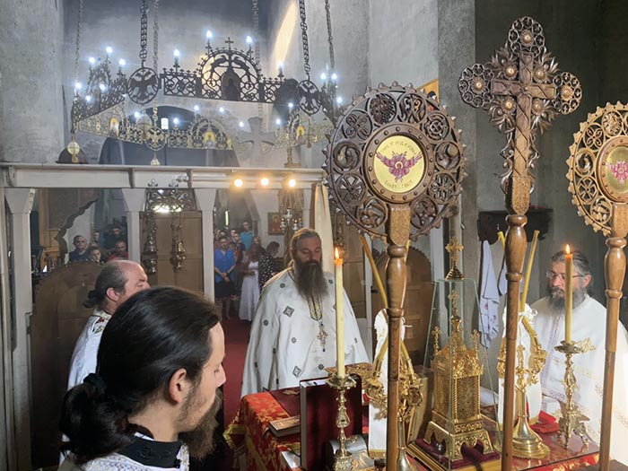 Литургија у манастиру Ђурђеви Ступови