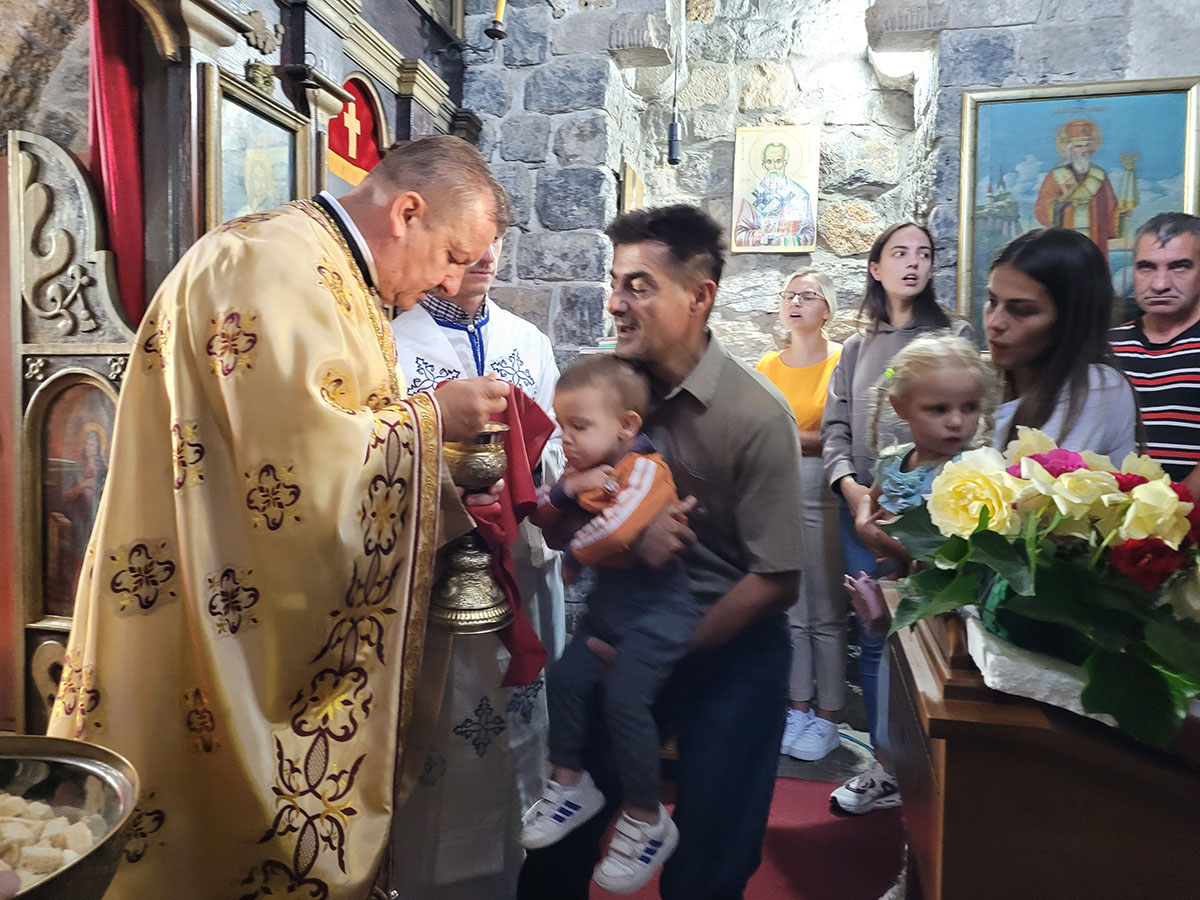 Увијек завапимо: Господе, помози