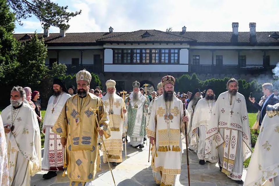 Свечана прослава Видовдана у манастиру Грачаница
