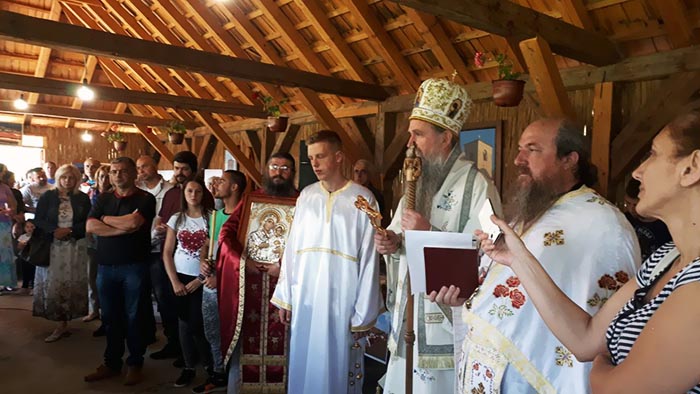 Епископ Јоаникије служио Литургију у манастиру Ђурђеви Ступови