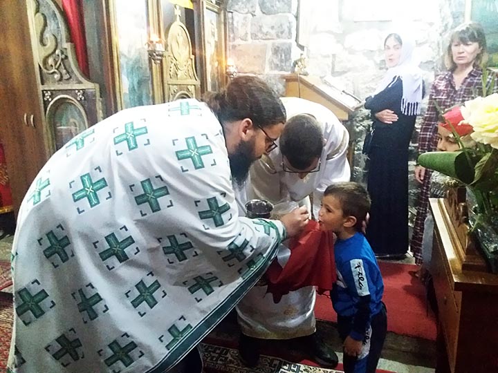 Литургија у цркви Светих апостола Петра и Павла у Бијелом Пољу